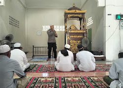 Usai Shalat Jum’at, Bhabinkamtibmas Polsek Baras Beri Himbauan Kamtibmas