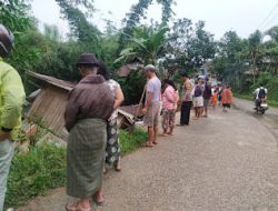 Bhabinkamtibmas Polsek Sumarorong Monitoring Pergeseran Tanah di Dusun Betteng