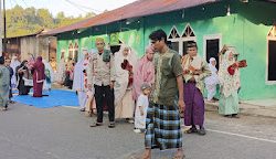 Personel Polsek Mambi Laksanakan Pengamanan Sholat Idul Adha 1445 H / Di Wilkum Polsek Mambi