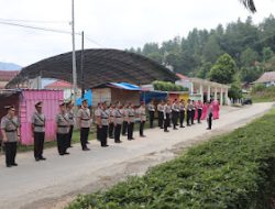 Peringati Hari Bhayangkara Ke – 78, Polres Mamasa Gelar Upacara Ziarah Dan Peletakan Karangan Bunga Di Makam Pahlawan