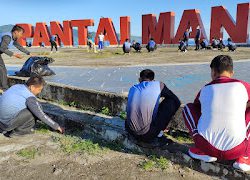 Bhakti Kebersihan, Polda Sulbar Bersih-bersih dari Anjungan Manakarra Hingga Kantor Gubernur