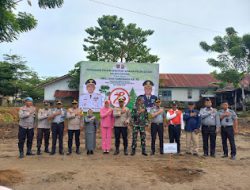 Penanaman Pohon Serentak Jajaran Polda Sulbar Polres Polman Dalam Rangka Menyambut Hari Bhayangkara Ke-78