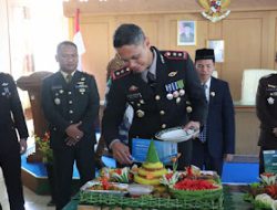 Polres Mamasa Gelar Acara Syukuran Hari Bhayangkara Ke 78 di Ruang Pola Kantor Bupati Mamasa