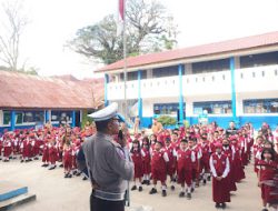 Unit Kamsel Satlantas Polres Mamasa Berikan Edukasi Lalu Lintas ke Siswa Sejak Dini