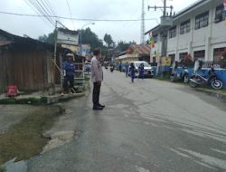 Polsek Mamasa Gelar Pasukan untuk Antisipasi Kemacetan Pagi Hari