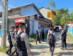 Polres Mamasa Gelar Patroli Jalan Kaki untuk Jaga Kamtibmas