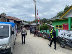 Sat Lantas Polres Mamasa Amankan Arus Lalu Lintas di Pasar Malabo