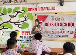 Semarak HUT Polwan ke-76, Polwan Polda Sulbar Edukasi Pelajar Bijak Bersosial Media