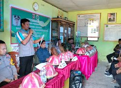 Bhabinkamtibmas Polsek Aralle Laksanakn Pengamanan Musyawarah Desa Uhailanu Bahas Revisi RPJMDes dan Penyusunan RKPDes 2025