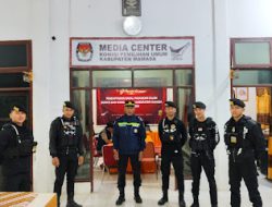 Personel Sat Samapta Polres Mamasa Laksanakan Patroli Malam untuk Jaga Kamtibmas