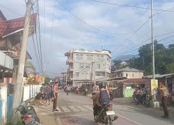 Sat Lantas Bersama Saka Bhayangkara  Polres Mamasa Laksanakan Pengaturan Lalu Lintas