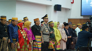 76a1ffb6-d5fa-4b35-bbe7-028d85d154c9.jpg