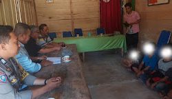 Bhabinkamtibmas Polsek Tabulahan Berikan Pembinaan Kepada Anak Yang Kedapatan Mencuri