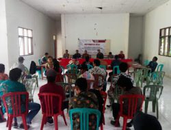 Bhabinkamtibmas Polsek Tabulahan Hadiri Kegiatan Musyawarah Desa Tampak Kurra