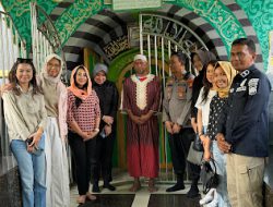 Staf Ahli Kapolri Ziarah ke Makam Sultan Hasanuddin dan Syekh Yusuf di Gowa
