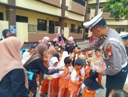 Murid TK RA.Nurjannah Kunjungi Polres Gowa, Ternyata Ini Yang Dilakukan.