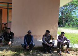 Bhabinkamtibmas Polsek Sumarorong Lasakan Sambang di Desa Binaan