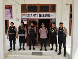 Sat Samapta Polres Mamasa Melaksanakan Kegiatan Patroli Jalan Kaki untuk Memantau situasi Kamtibmas di Siang Hari