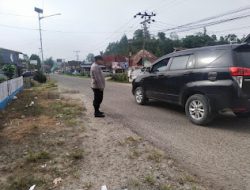 Polsek Sumarorong, Polres Mamasa Laksanakan Kegiatan Pengamanan dan Pengaturan Lalu Lintas