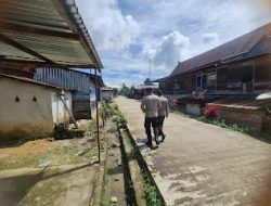 Personil Polsek Sumarorong Laksanakan Patroli Jalan Kaki di Wilayah Rawan Terjadinya Gangguan Kamtibmas