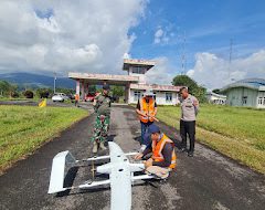 Polsek Sumarorong Monitoring Pelaksanaan Teknologi Modifikasi Cuaca di Bandara Sumarorong