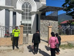Sat Lantas Polres Mamasa Laksanakan Patroli Sekaligus Pengamanan Tempat Ibadah Minggu
