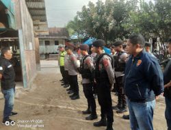 Pengamanan Ketat Polsek dan Polres Mamasa dalam Kampanye Dialogis Paslon Bupati Robinson Paul Tarru – David Bambalayuk