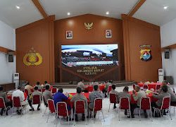 Kapolda Sulbar Beserta Pejabat Utamanya Gelar Nobar Pelantikan Presiden dan Wakil Presiden RI