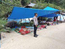 Personil Polsek Pana Laksanakan Pengamanan dan Pengaturan Lalu Lintas di Pasar Tradisional