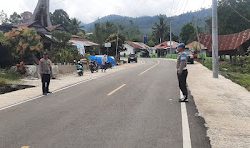 Personil Polsek Pana Polres Mamasa Laksanakan Pergelaran Pasukan di Wilayah Hukum Polsek Pana