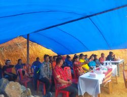 Bhabinkamtibmas Polsek Mamasa Monitoring dan Amankan Kegiatan Peletakan Batu Pertama Pembangunan SMPN 3 Balla