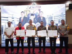 Polda Jatim Bersama Perguruan Tinggi Tandatangani Perjanjian Kerjasama Tingkatkan SDM Unggul Bagi Anggota Polri.