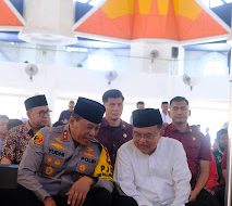 Di Hadapan Jamaah Jumat Masjid Kubah 99 Makassar, Kapolda Sulsel Perkenalkan Diri Dan Ajak Masyarakat Sukseskan Pilkada.