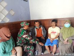 Dampingi Tenaga Kesehatan, Babinsa Cek Kondisi ODGJ di Desa Binaan.