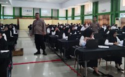 Hari Kesepuluh Seleksi Penerimaan CPNS, Polsek Mamuju Terus Gelar Pengamanan Ketat di Lokasi Tes