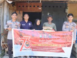 Sambut Hari Jadi Humas Polri Ke-73, Polres Pasangkayu Berikan Bansos Untuk Warga Kurang Mampu