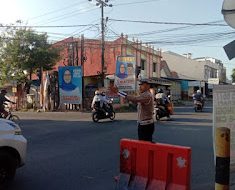 Personil Unit Lantas Polsek Somba Opu lakukan pengaturan Lalin serta himbauan Kamtibmas kepada pengendara.