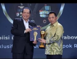 Kerendahan Hati Kapolri Kala Diganjar Tokoh Inklusi Peduli Kelompok Rentan.