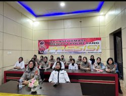 Polwan Polres Gowa Ikuti Zoom Meeting Bersama Pakor Polwan RI .