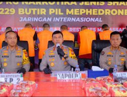 Kapolda Sulsel Pimpin Press Release Pengungkapan Kasus Narkoba 29 Kg dan Kasus Curanmor.
