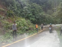 Polsek Tabulahan Lakukan Koordinasi Penanganan Bencana Longsor di Desa Malatiro