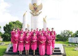 Jelang HKGB ke-72, Bhayangkari Polda Sulbar Ziarah TMP Pattidi