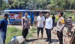 Kapolsek Mamasa dan Bhabinkamtibmas Mediasi Polemik Tarif Lapak di Pasar Tradisional Mamasa