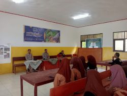 Kapolsek Aralle Polres Mamasa Laksanakan Sosialisasi Penerimaan Bintara Kompetensi Khusus Bidang Pertanian, Peternakan, Perikanan, dan Kesehatan Masyarakat di SMKN 1 Aralle