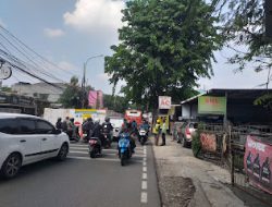 Hindari Jalur Lampu Merah Tamini Square ke Asrama Haji, Kemacetan Parah Akibat Proyek yang Tak Kunjung Selesai