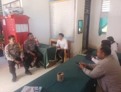 Bhabinkamtibmas Polsek Mambi Laksanakan Sambang dan Sosialisasi Penerimaan Bakomsus Polri di SMK 01 Bambang