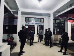 Satuan Samapta Polres Mamasa Laksanakan Patroli malam Untuk Menjaga Kamtibmas di Wilayah Hukum Polres Mamasa Pada Malam Hari