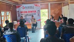 Polsek Mambi Polres Mamasa Monitoring Kegiatan Bimbingan Teknis Pengawasan Tempat Pemungutan suara di Kecamatan Mehalaan