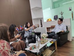 Atase Kejaksaan KBRI Bangkok Berhasil Kepaskan WNI an. Sriwani Sayuti dari Tuduhan Menjalankan Bisnis Pariwisata di Thailand