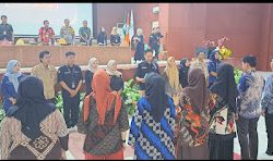 Kapolsek Somba Opu hadiri Pelantikan dan pengambilan Sumpah KPPS Se Kec. Somba Opu Kab. Gowa.